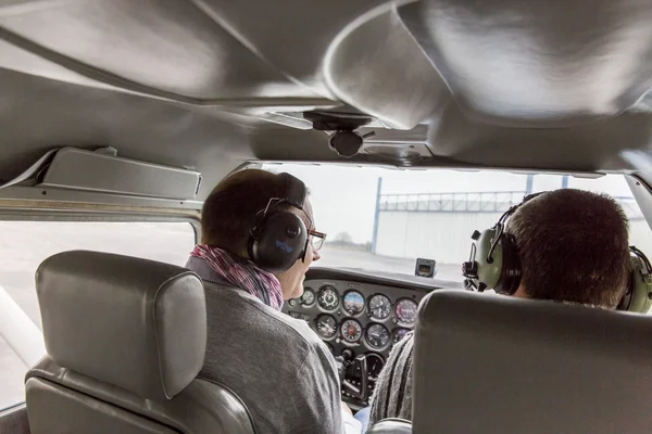 Flugstunde im Flugzeug — Stockfoto