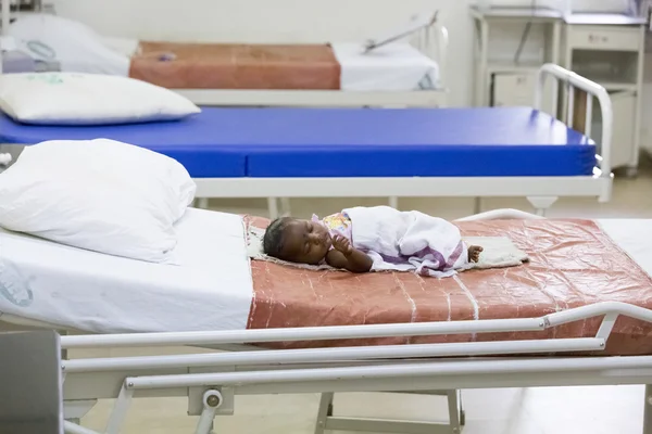 Documentaire redactie. Pondicherry Jipmer ziekenhuis, India - 1 juni 2014. Volledige documentaire over de patiënt en hun familie. Documetary redactie. — Stockfoto
