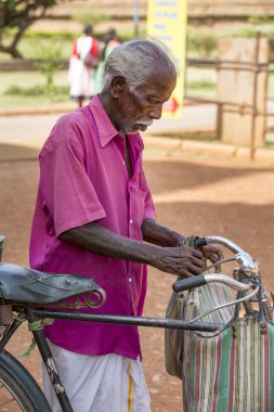 Belgesel görüntü. Tanjore Tapınağı Tami Nadu Hindistan