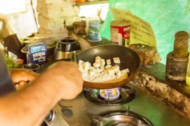 Yapılan ders parota ev