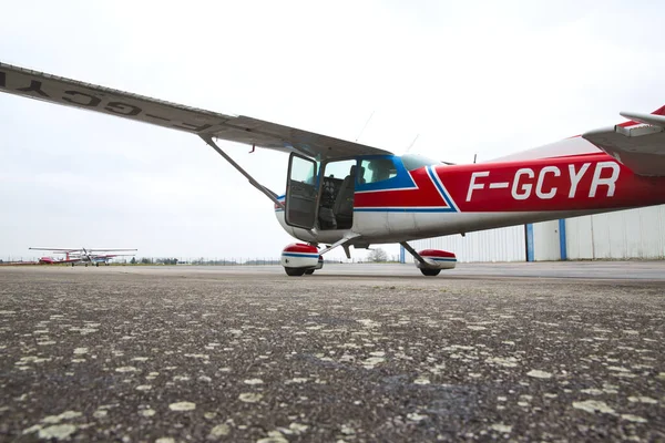 Caen Francie June Circa2016 Soukromé Letadlo Cessna Odbavovací Ploše Malého — Stock fotografie