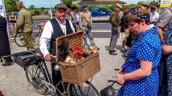 Sainte Mere Eglise Francie Června2019 Přehlídka Lidí Oblečených Letech Pózování — Stock fotografie