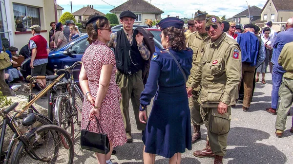 Sainte Mere Eglise Francia Junio 2019 Desfile Personas Vestidas Con — Foto de Stock