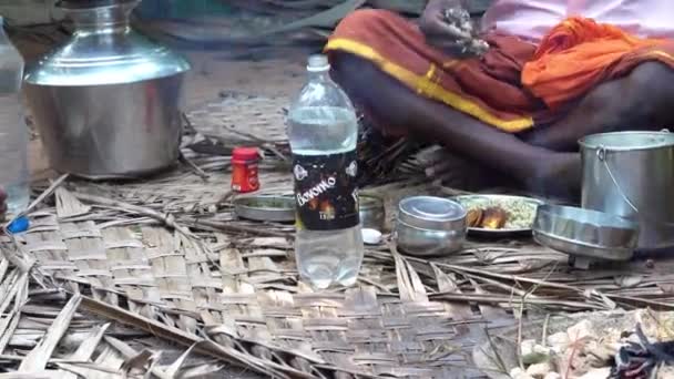 Puducherry Ινδία Δεκέμβριος Circa 2018 Άγνωστοι Ινδοί Φτωχοί Εργάτες Που — Αρχείο Βίντεο