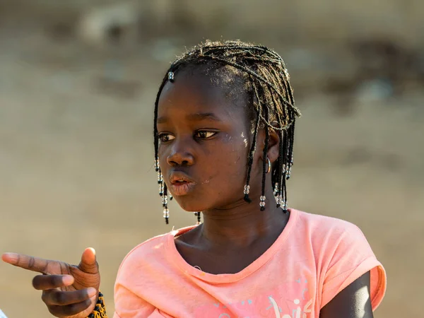 Mbour Senegal Januari Circa 2021 Porträtt Oidentifierade Unga Senegalesiska Barn — Stockfoto