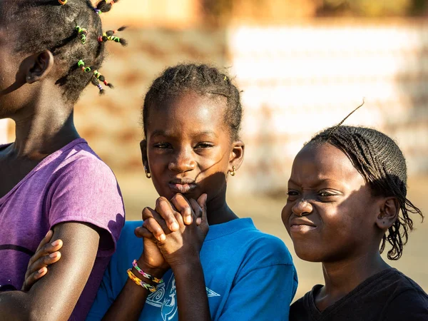 Mbour Senegal Januar Circa 2021 Porträt Unbekannter Senegalesischer Kinder Die — Stockfoto