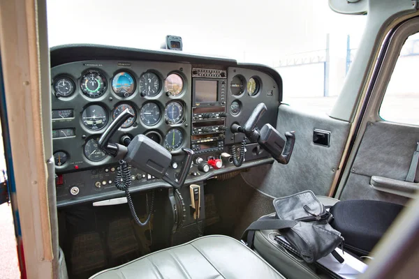 Caen Francia Junio Circa 2016 Detalle Cabina Bañera Pequeño Avión —  Fotos de Stock