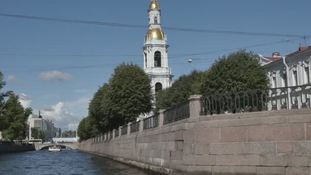 Kathedralen en rivieren van Sint-Petersburg — Stockvideo