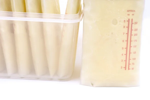 Замороженное грудное молоко — стоковое фото