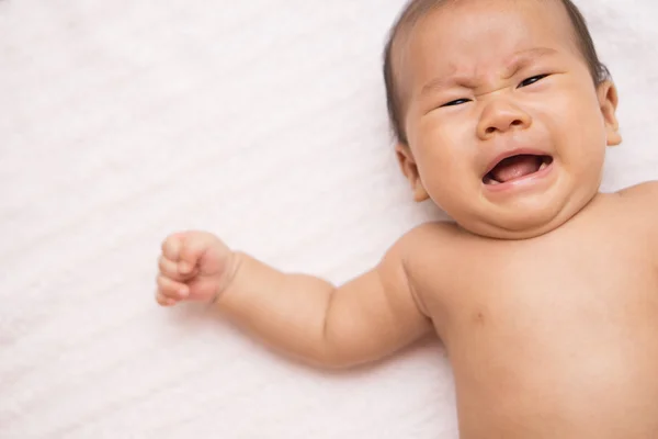 Crying Asian baby — Stock Photo, Image