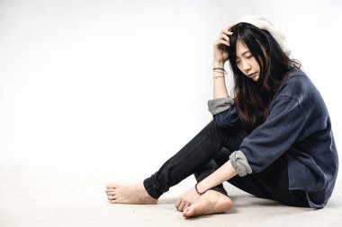 Asyalı kadın düşünme