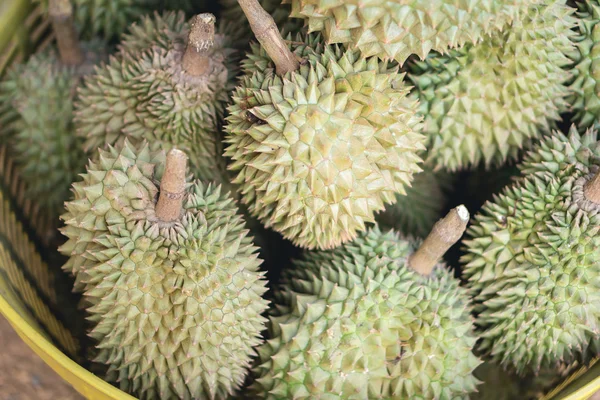 Durian pazarında