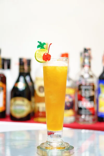 Klasik Akrep kokteyl