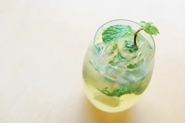 Cóctel clásico de Mojito — Foto de Stock