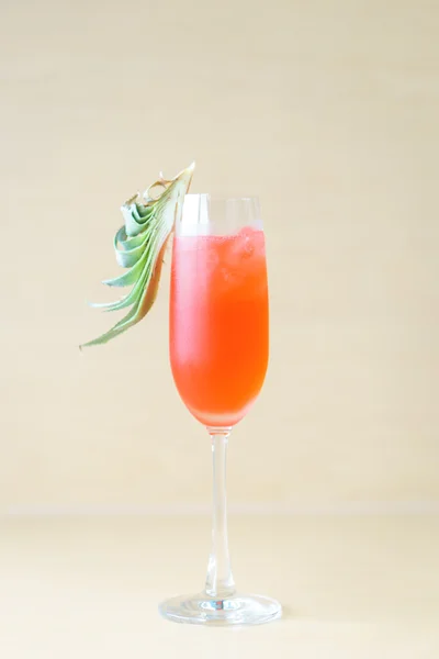 Cocktail de lagoa vermelha — Fotografia de Stock