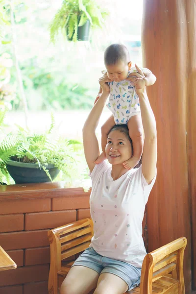 Asian mother and son — Stock Photo, Image