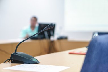 Bir konferans mikrofon