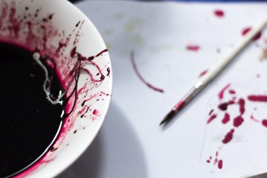 Cadılar Bayramı için sahte kan kullanımı