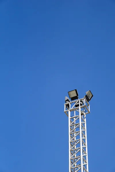 Уличная лампа в небе — стоковое фото