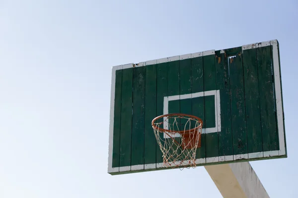 Dřevěná basketbalový koš — Stock fotografie