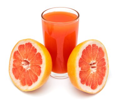 bardak greyfurt suyu ve dilimleri