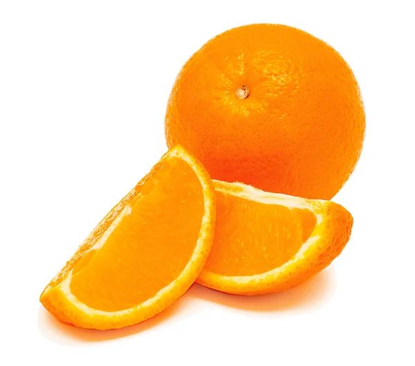 Orangenfrüchte und Scheiben — Stockfoto