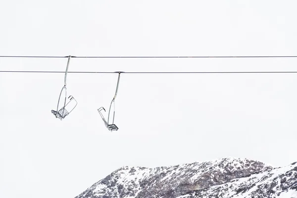 Abstract shot of a chair lift — Stock Photo, Image