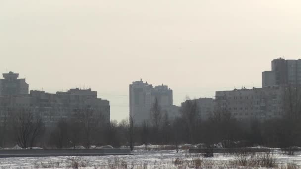 Vídeo de nuevos edificios de varias plantas — Vídeo de stock