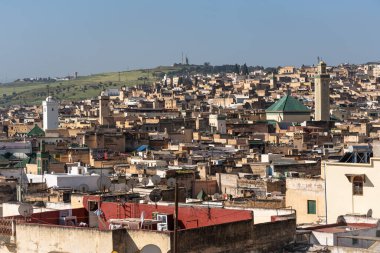 Fez Medina 'nın panoramik manzarası, bilinen adıyla Fes el Bali, Unesco Dünya Mirası Sitesi, Fas