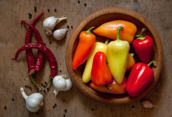 Bir ahşap plaka Bulgar biber