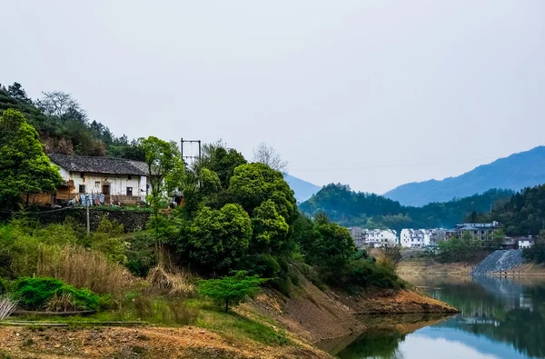 Maison traditionnelle chinoise à Jiao Liang, Chine — Photo