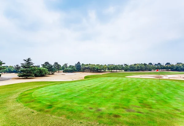 Bunkers de arena en el campo de golf. Centro turístico mexicano. Bahía Príncipe, Riviera Maya . — Foto de Stock