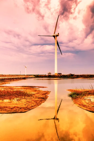 Generatoren windturbines in de zee — Stockfoto