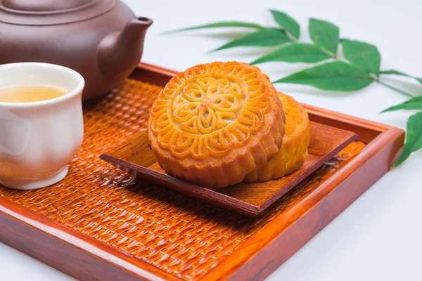 중국식 가을 축제 음식 인문 케이크와 차. — 스톡 사진