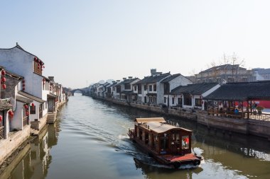 Xitang, Çin - Eylül 16: Xitang antik kenti Eylül 16, 2013, yürüyüş Xitang Çin tarihi ve kültürel şehir, Zhejiang Eyaleti, Çin'de yer ilk toplu iş kişidir.