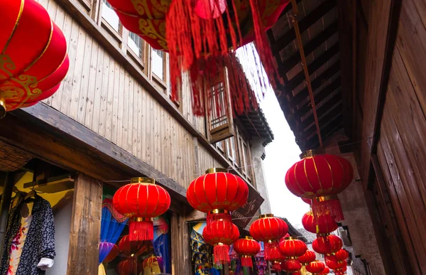 Décorations de lanterne rouge chinoise festive — Photo