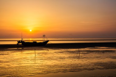 Wuxi, Çin, Taihu Gölü içinde yelken Çinli balıkçı tekneleri