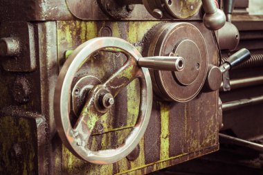 Torna üzerindeki kolu yakın çekim