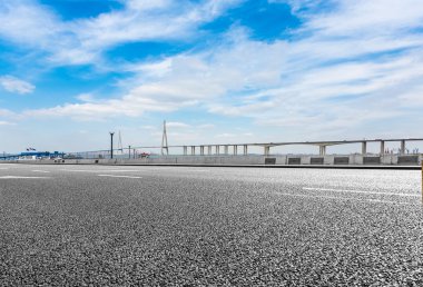 Asfalt yol ve modern köprü, Hong Kong