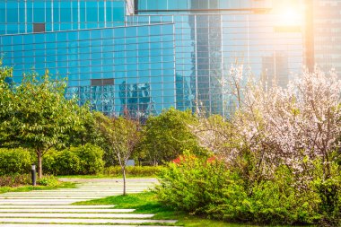 Skyline ve şehir planına sahip modern kare