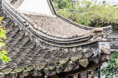 Şafakta kırsal Çin'deki eski Çin çatılar