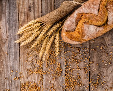 farklı ekmek ve ekmek dilimleri. Gıda arka plan.