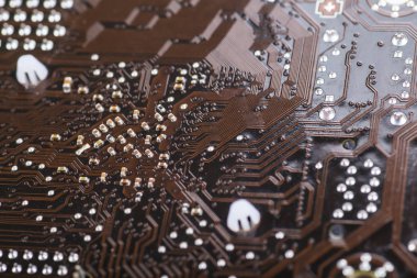 Bir bilgisayarın Pcb anakart kahverengi kullanarak ve blac makrosu closeup