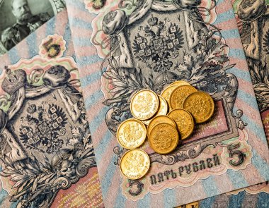 Altın ve gümüş paralar içinde belgili tanımlık geçmiş Rus İmparatorluğu'nun ko
