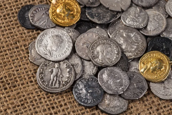 Стародавні монета Римської імперії. — стокове фото