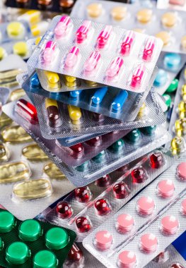 Uyuşturucu ve ilaçların çeşitliliği