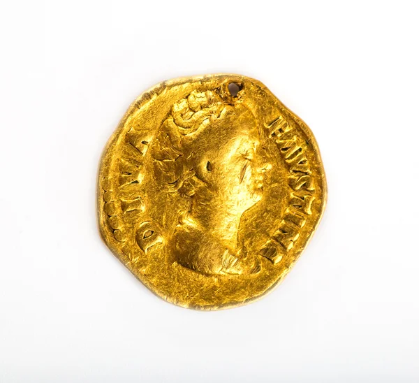 Faustina Senior, wife of Antoninus Pius, AD 138-161. Gold Aureus — Stock Photo, Image
