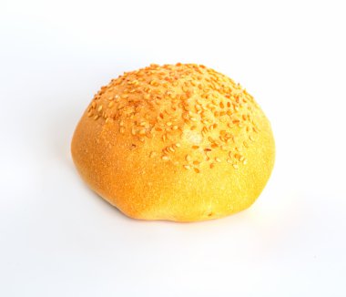 Ekmek ve rulolarla beyazı izole edilmiş kompozisyon