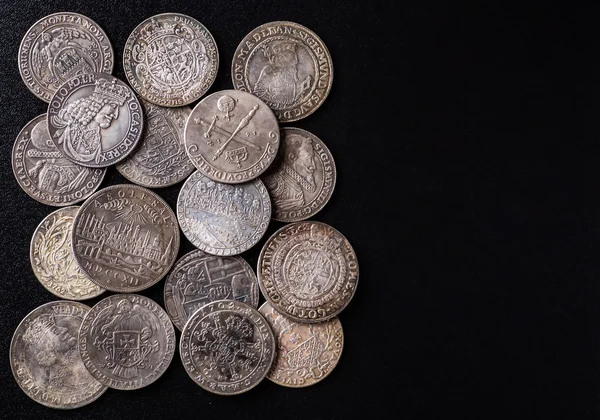 Ancient dinheiro bolso relógio background.Concept antiguidades — Fotografia de Stock