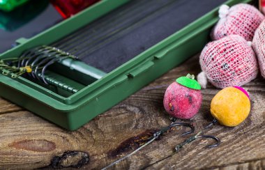 Yemler üzerinde sazan yakalamak